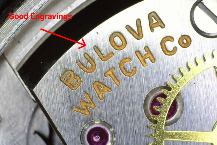 Detail Engravings pada jam tangan
